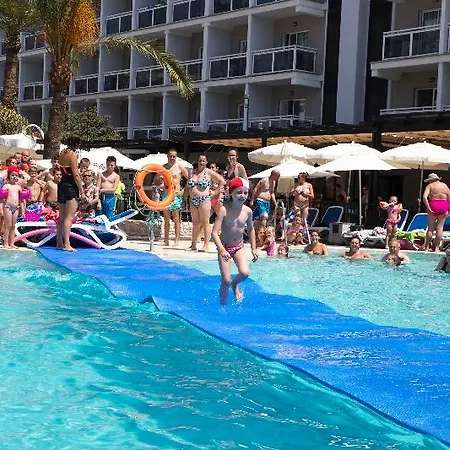 Hotel Globales Patos Park 4*
