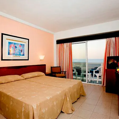 호텔 Globales Patos Park 4*