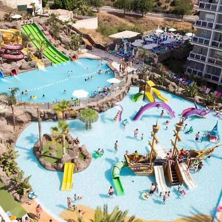 Globales Patos Park 酒店 贝纳尔马德纳