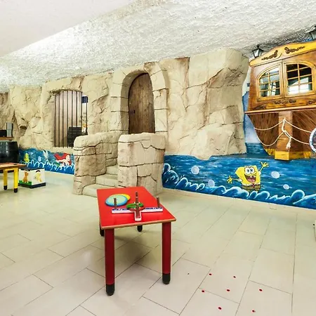 Globales Patos Park 4*