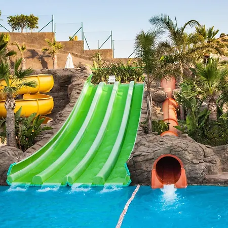 Globales Patos Park 4* 贝纳尔马德纳